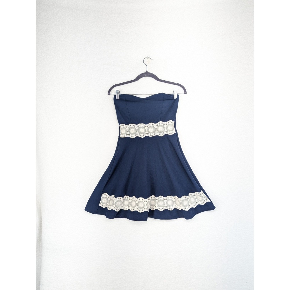 Vintage January 7 Dark Blue Sleeveless Dress Lace Accents USA Medium